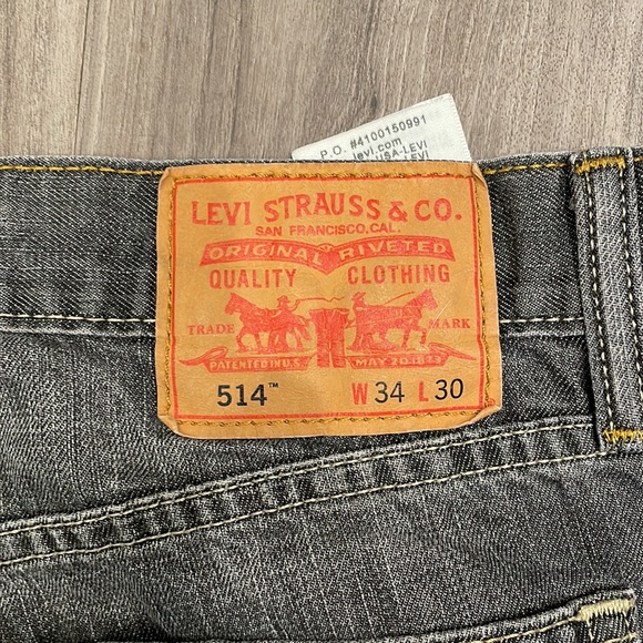 Levi Jeans 514 - Picture 3 of 3
